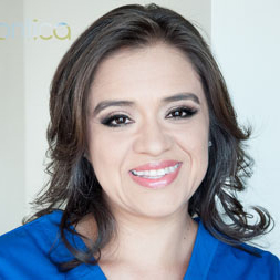 Dra. Alina Arias