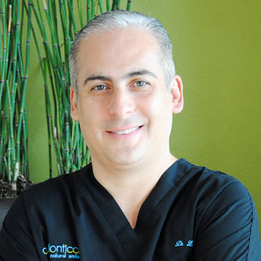 Dr. Luis Melo